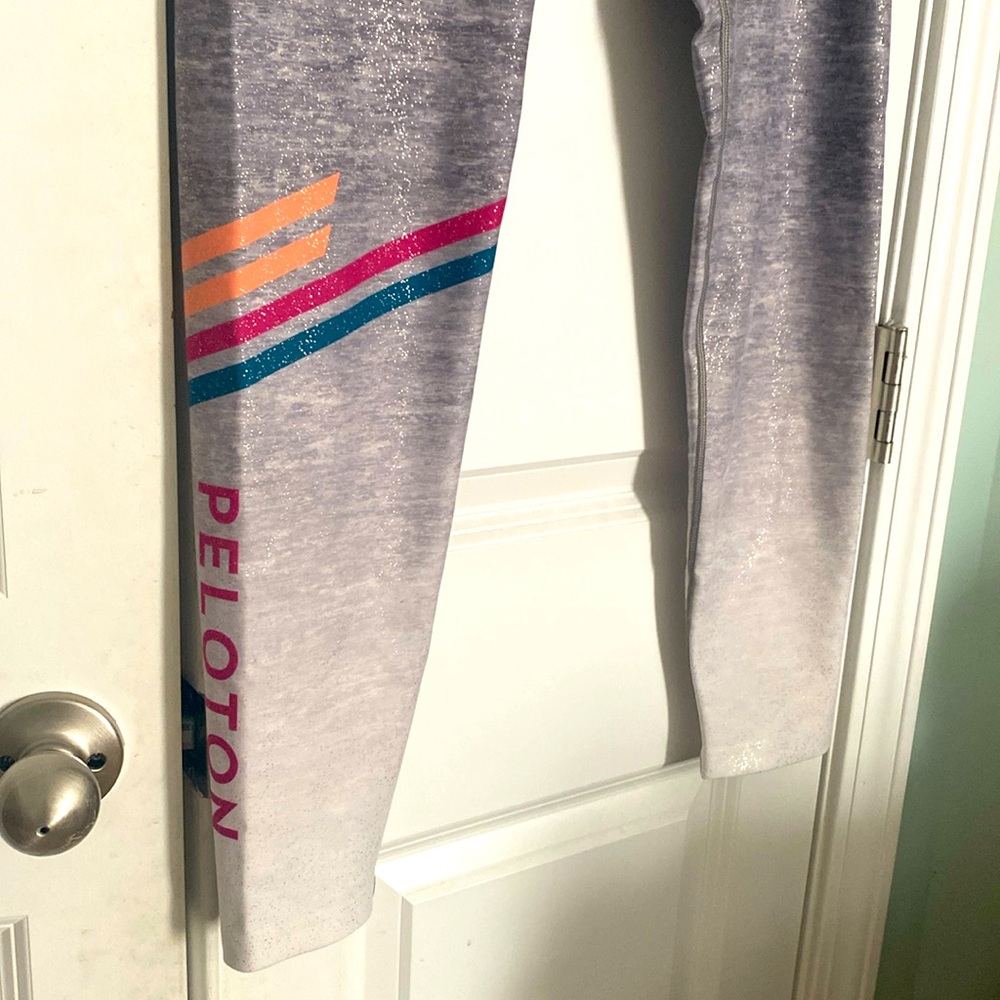 Peloton leggings. Size large. Like new condition